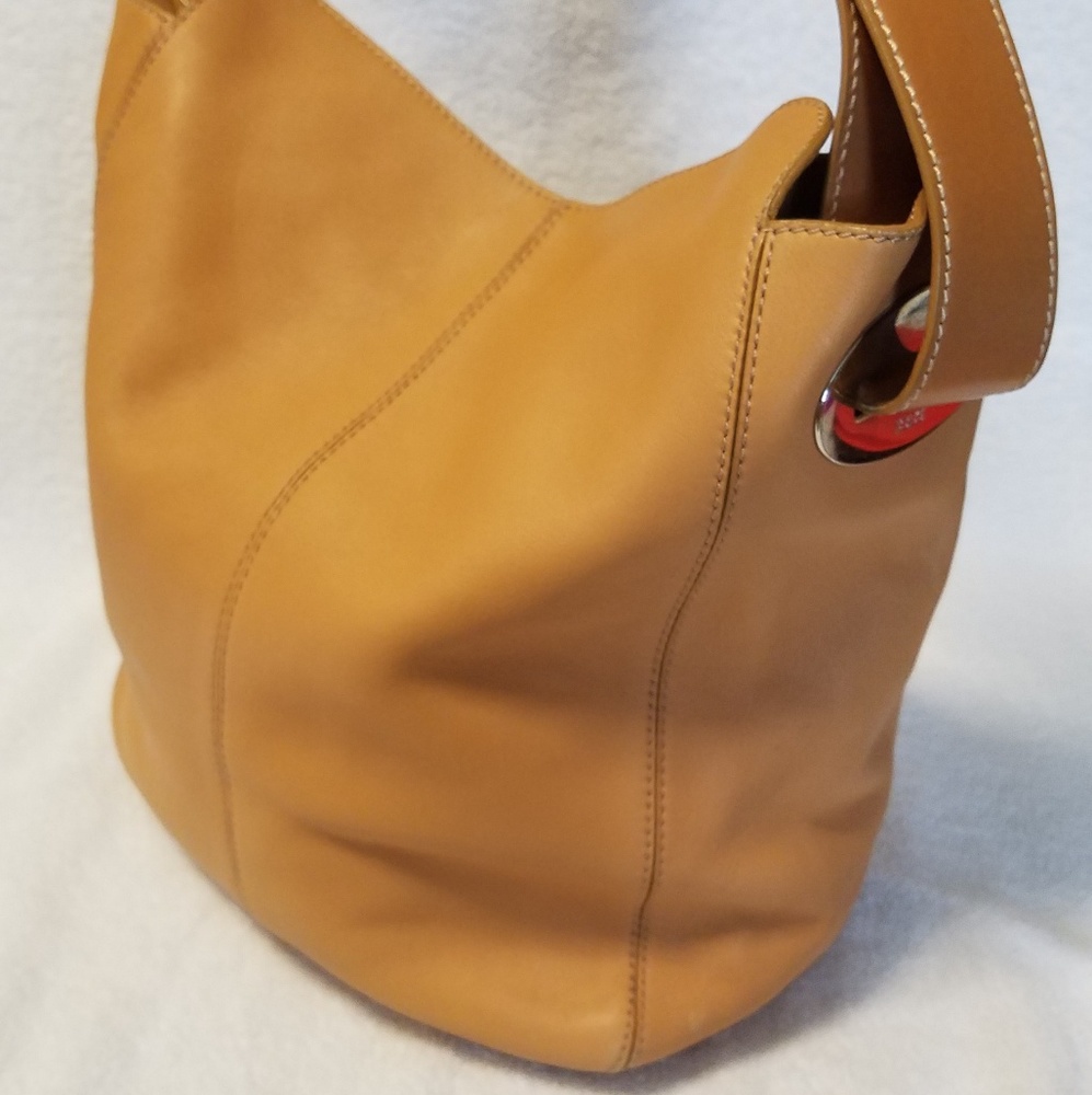 Tod's satchel soft leather hand bag